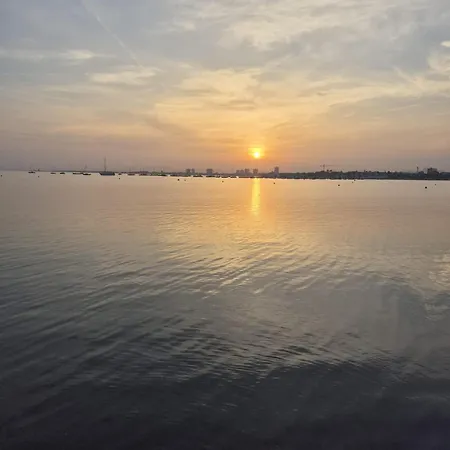 Vista Del Amanecer *